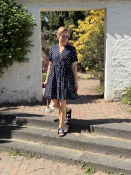 Preview: Nähbeispiel Papierschnittmuster Kleid Catalina women No.102