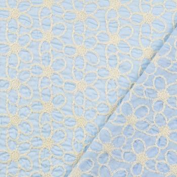 Preview: Baumwoll‑Voile Hellblau mit naturweißer Blüten‑Stickerei