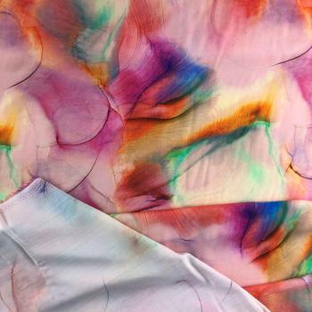 Viskose-Webware, bunte Blumen mit ineinanderfließenden Farben