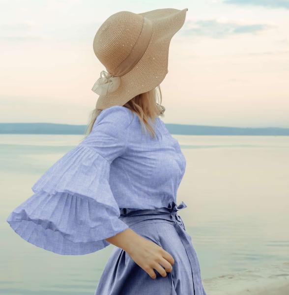 Beispiel Bluse aus Leinen-Baumwolle. uni, hellblau